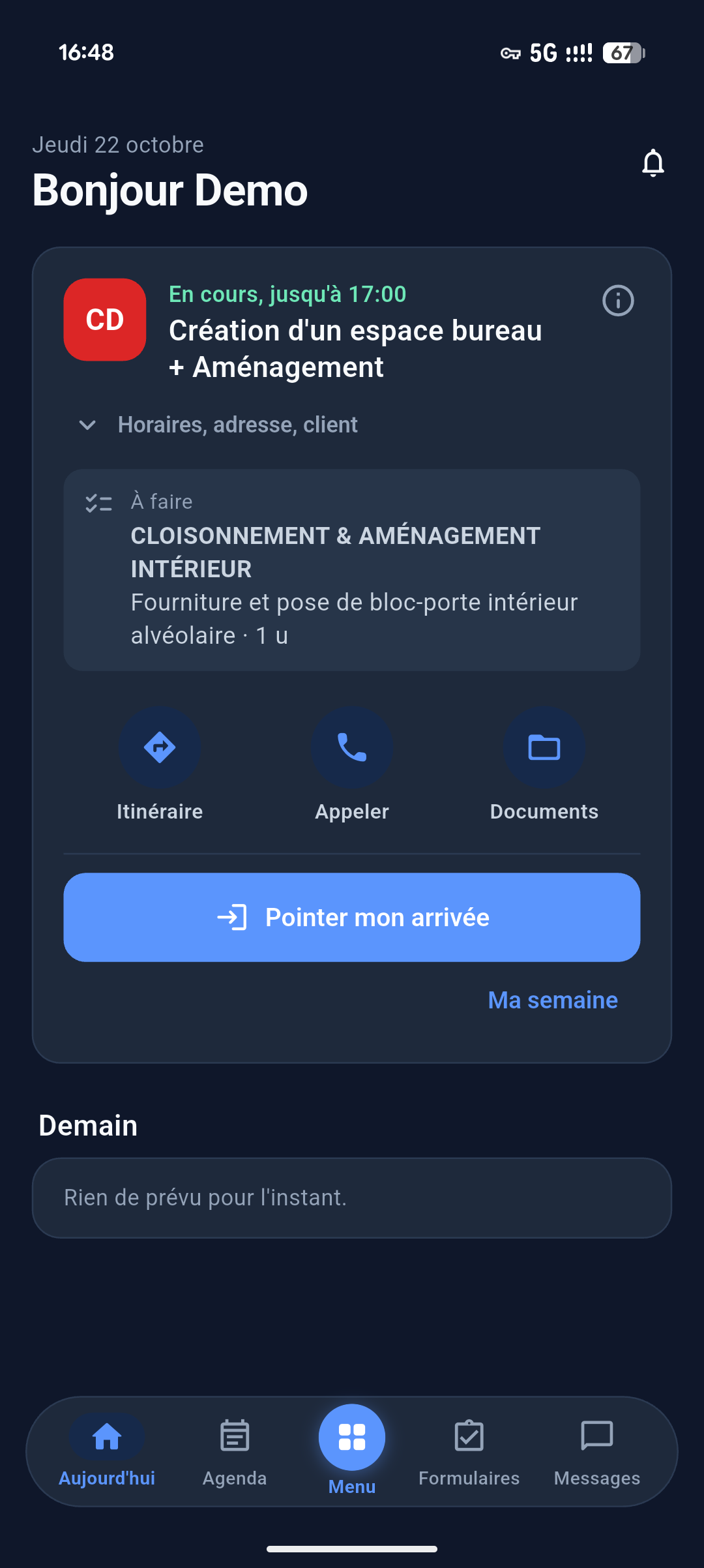 Carte de pointage sur l'accueil mobile : avant arrivée, chronomètre en cours avec frise et bouton Annuler