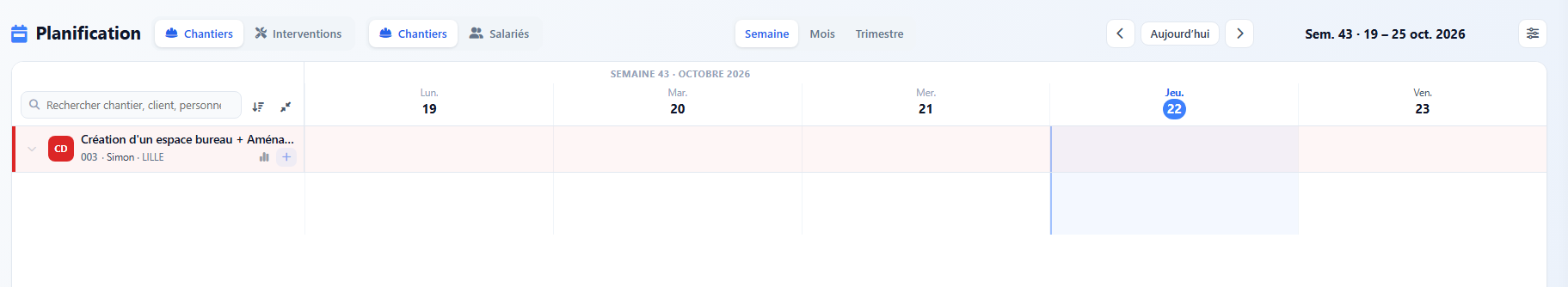 Vue d'ensemble de la grille de planification Web avec barre d'outils, chantiers et affectations